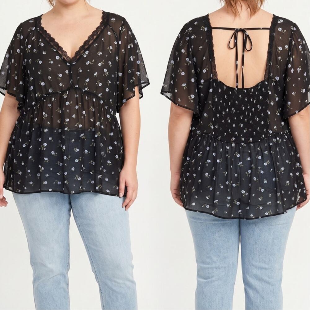 Torrid Size 4 Tie Back V Neck Blouse Polyester Black Floral